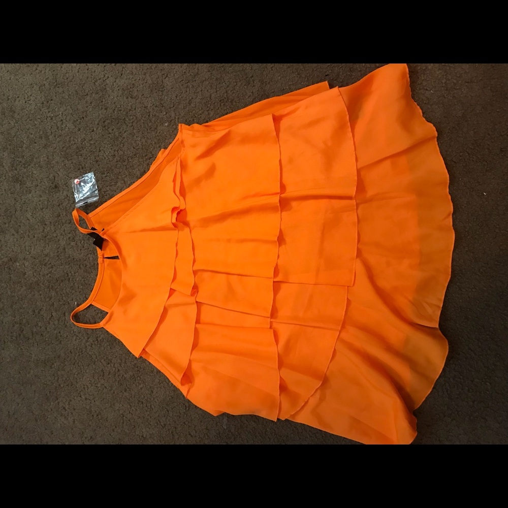 Orange layered tank